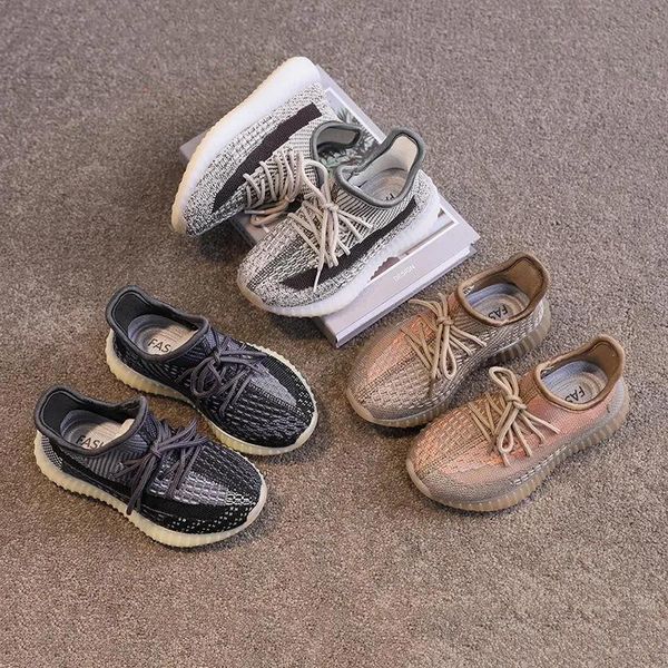 designer kids shoes sneakers baby knaye west trainers infant children boys and girls chaussures pour enfants spring summer autumn outdoor sp, Black;red
designer kids shoes sneakers baby knaye west trainers infant children boys and girls chaussures pour enfants spring summer autumn outdoor sp, Black;red