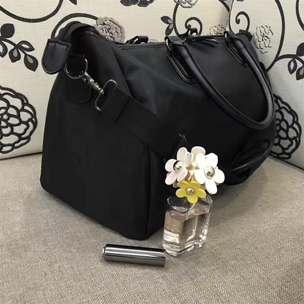 classic sport bag 2 way style duffel case good quality fashion printing travel bag yoga sport bag beach case tote shopping bagani239o
classic sport bag 2 way style duffel case good quality fashion printing travel bag yoga sport bag beach case tote shopping bagani239o