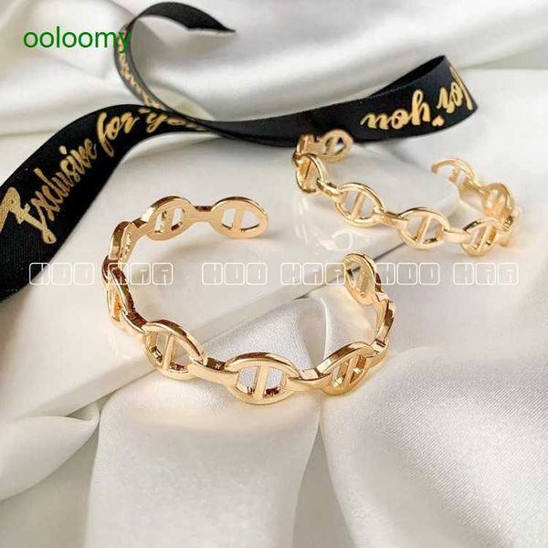 hemres designer bracelet gold bracelet for women ins same light luxury opening japanese and korean simple pig nose creative personalized bra, Black
hemres designer bracelet gold bracelet for women ins same light luxury opening japanese and korean simple pig nose creative personalized bra, Black