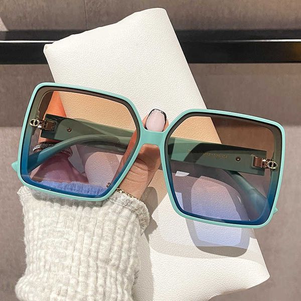 fashion frames 2023 new large frame double d letter design women's box sunglasses small fragrance korean edition glasses, White;black
fashion frames 2023 new large frame double d letter design women's box sunglasses small fragrance korean edition glasses, White;black