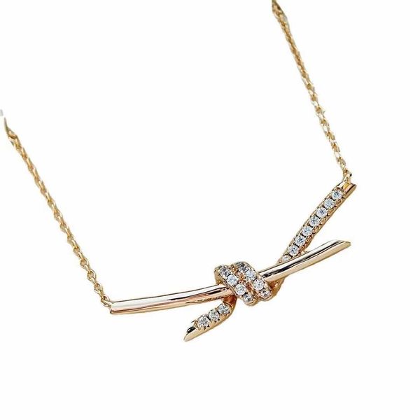 high version new knot necklace tiffay bow collarbone chain women's fashion sterling silver gu ailing the same advanced feeling yrn5, Golden;silver
high version new knot necklace tiffay bow collarbone chain women's fashion sterling silver gu ailing the same advanced feeling yrn5, Golden;silver