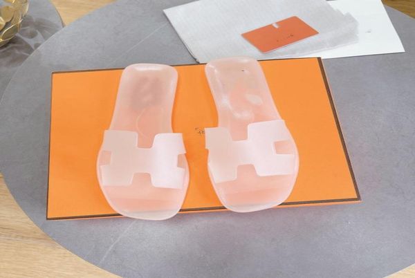 2022 designer woman slippers men slipper gear bottoms flip flops women luxury sandals fashion causal shoes size 3545 with box 0317463099, Black
2022 designer woman slippers men slipper gear bottoms flip flops women luxury sandals fashion causal shoes size 3545 with box 0317463099, Black