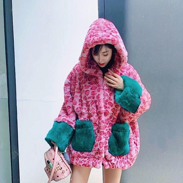 fur 2021 new real featured rabbits leopard fur coats women's hooded loose wide midlength coat simple street warm thick down jacket, Black
fur 2021 new real featured rabbits leopard fur coats women's hooded loose wide midlength coat simple street warm thick down jacket, Black