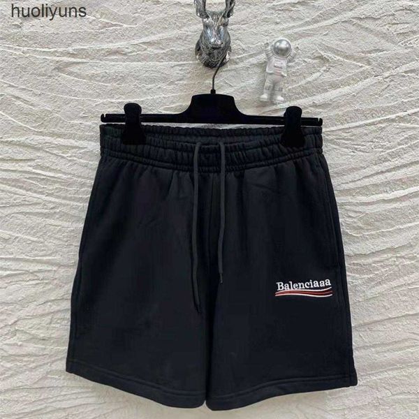 designer shorts 2023 balencg short pants loose fitting b high-quality wave pattern embroidered casual shorts for both men women's pants, White;black
designer shorts 2023 balencg short pants loose fitting b high-quality wave pattern embroidered casual shorts for both men women's pants, White;black