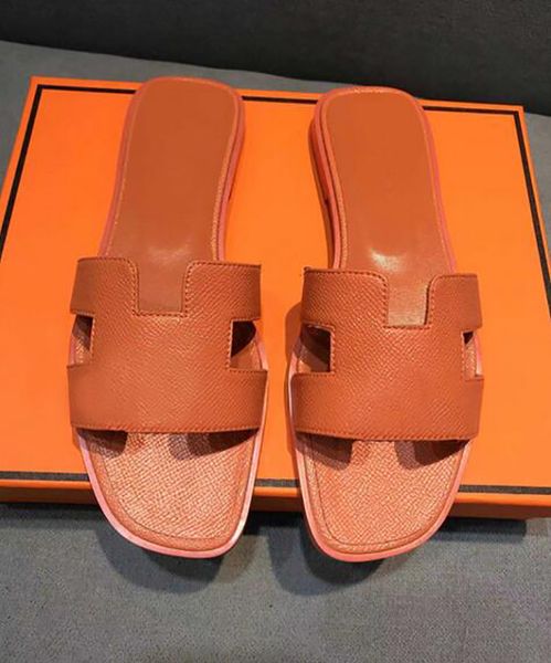 fashion sandals genuine leather women slippers summer luxury oran sandal ladies beach sandal party wedding oran slipper size 35-43 with box, Black
fashion sandals genuine leather women slippers summer luxury oran sandal ladies beach sandal party wedding oran slipper size 35-43 with box, Black