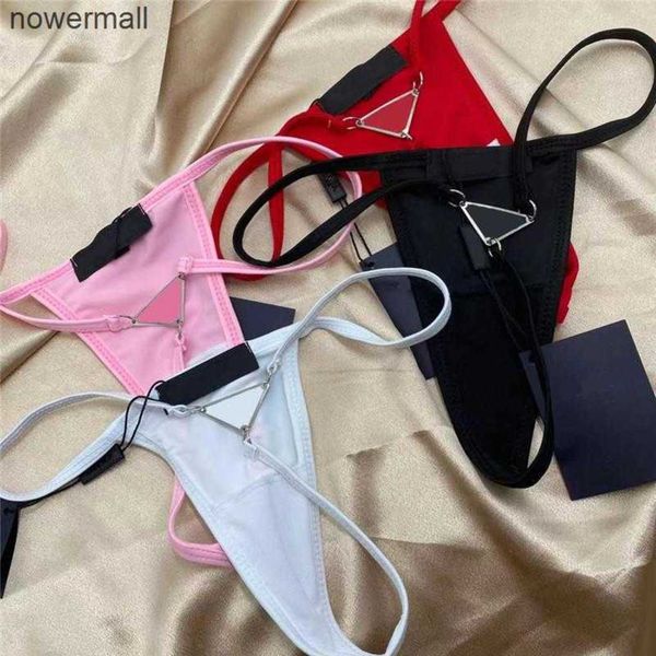 2021 fshion retro smooth swimsuit solid color swim suits triangle decorative bikini strap soft beach suit, White;black
2021 fshion retro smooth swimsuit solid color swim suits triangle decorative bikini strap soft beach suit, White;black