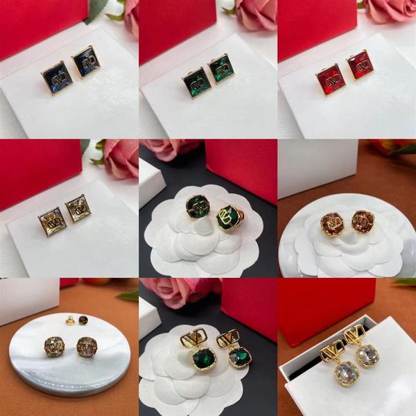 earrings jewelry 18k gold plated stud womens designer earring ear studs letter v diamonds luxurys golden fashion for gilr valentin218m, Golden;silver
earrings jewelry 18k gold plated stud womens designer earring ear studs letter v diamonds luxurys golden fashion for gilr valentin218m, Golden;silver