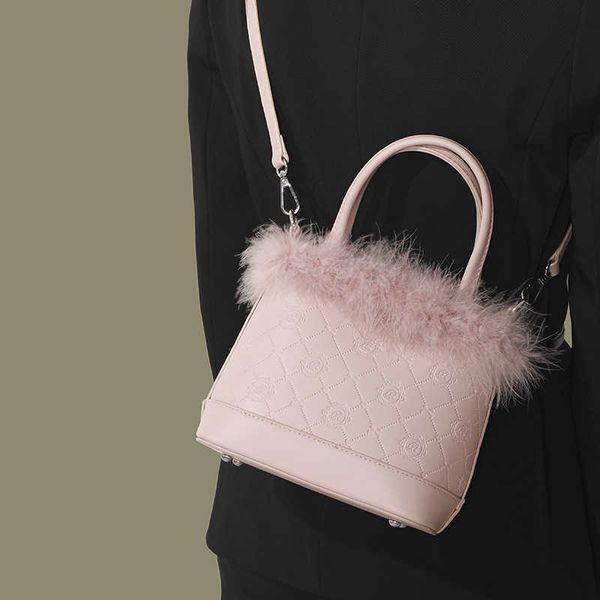 evening bags fashion faux fur women's plush bucket bag sweet ladies portable crossbody bags casual daily female handbags purse shoulder
evening bags fashion faux fur women's plush bucket bag sweet ladies portable crossbody bags casual daily female handbags purse shoulder