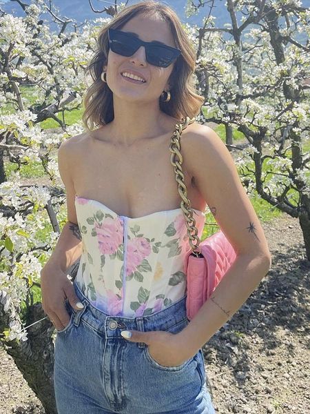 tanks yljhqx 2022 new women flower print tight ladies summer chic tube top, Black;white
tanks yljhqx 2022 new women flower print tight ladies summer chic tube top, Black;white