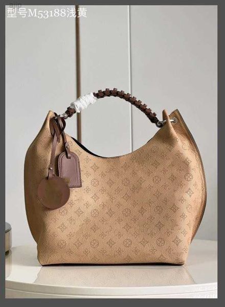 luxury brand totes shoulder bags the est gold coin tag of the season hobo hippie oil wax calfskin antique hardware tote bag large qchz
luxury brand totes shoulder bags the est gold coin tag of the season hobo hippie oil wax calfskin antique hardware tote bag large qchz