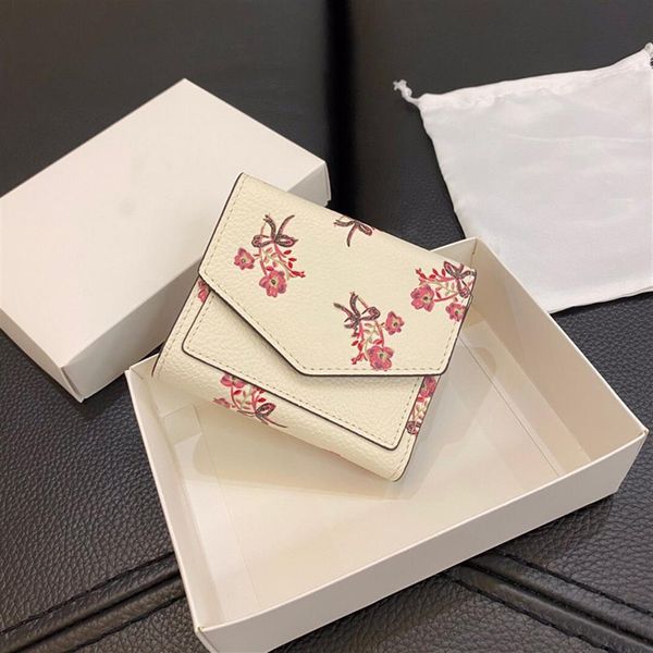 women wallet 2021 autumn new fashion ladies purse cowhide short-wallet flower print clutch credit card size11 10cm303z, Red;black
women wallet 2021 autumn new fashion ladies purse cowhide short-wallet flower print clutch credit card size11 10cm303z, Red;black