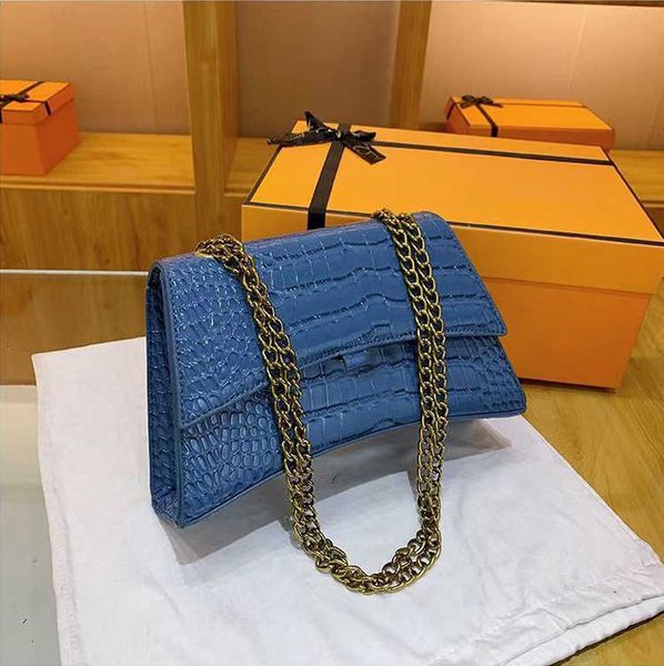 stylisheendibags mini designer bag fashion totes handbags hourglass women half moon evening cross body leather letter luxury tote purse wall
stylisheendibags mini designer bag fashion totes handbags hourglass women half moon evening cross body leather letter luxury tote purse wall