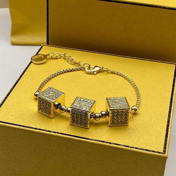 2023 designer bracelets f small man diamond unique design bracelet party gift wedding match jewelry with box2936, Golden;silver
2023 designer bracelets f small man diamond unique design bracelet party gift wedding match jewelry with box2936, Golden;silver