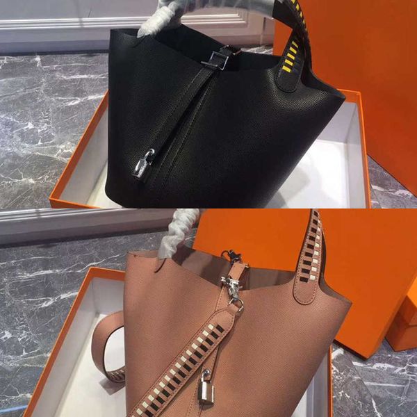 designer luxury genuine handheld women's water bucket original togo leather palm pattern vegetable basket bageemnervx picotin
designer luxury genuine handheld women's water bucket original togo leather palm pattern vegetable basket bageemnervx picotin