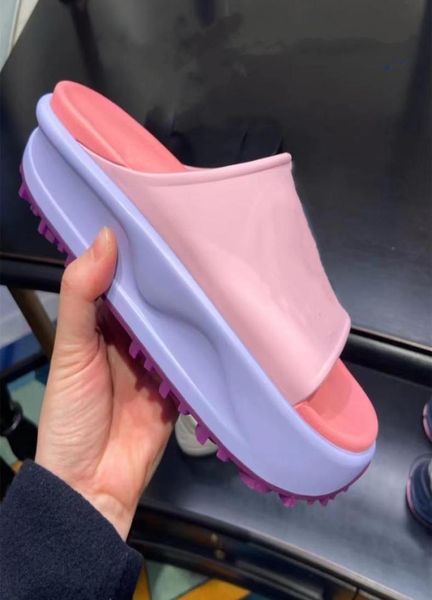 designer slides women slippers summer sandal interlocking letter beach slipper flat platform lady bathroom home shoes rubber inter8010579, Black
designer slides women slippers summer sandal interlocking letter beach slipper flat platform lady bathroom home shoes rubber inter8010579, Black