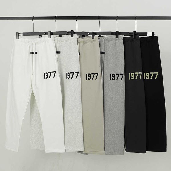 men's pants essentials pants men autumn winter sweatpants 100 cotton trousers 1977 flocking number printing hip hop streetwear j230420, Black
men's pants essentials pants men autumn winter sweatpants 100 cotton trousers 1977 flocking number printing hip hop streetwear j230420, Black