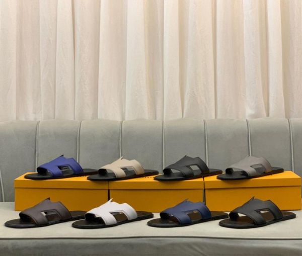 oasis mules sandals are crafted from supple grained leather with an interwoven brand graphic on upper shoe features the brands log5741100, Black
oasis mules sandals are crafted from supple grained leather with an interwoven brand graphic on upper shoe features the brands log5741100, Black