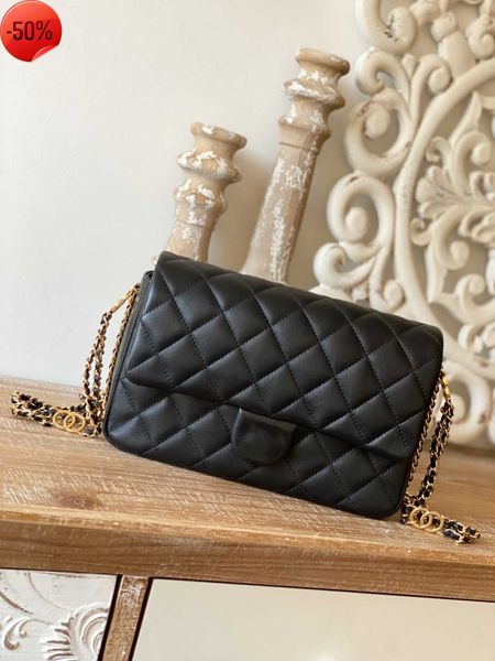 10a channel shoulder bags fashion designer sheepskin crossbody flap clutch hand double chain wallet woman leather tote messenger diamond pat
10a channel shoulder bags fashion designer sheepskin crossbody flap clutch hand double chain wallet woman leather tote messenger diamond pat