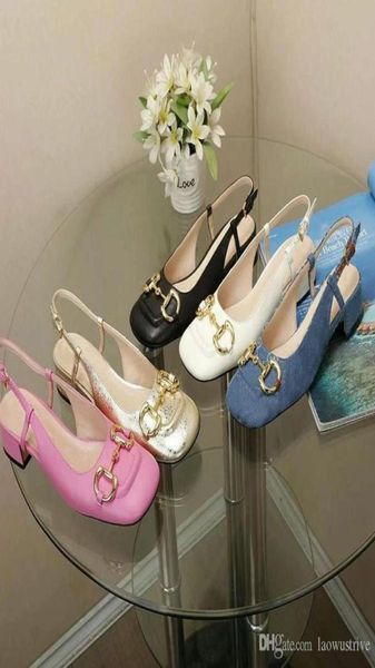 2021 summer beach casual sandals fashion 100 leather flat belt buckle baotou women shoes lady metal cowhide letter work shoe blac7493220, Black
2021 summer beach casual sandals fashion 100 leather flat belt buckle baotou women shoes lady metal cowhide letter work shoe blac7493220, Black
