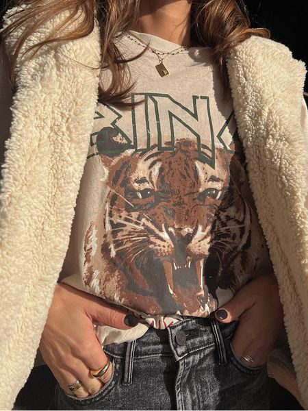 women s t shirt jyate tiger printing women vintage style t shirts short sleeve loose cotton crew neck tee 2023 summer casual shirts 230420, White
women s t shirt jyate tiger printing women vintage style t shirts short sleeve loose cotton crew neck tee 2023 summer casual shirts 230420, White