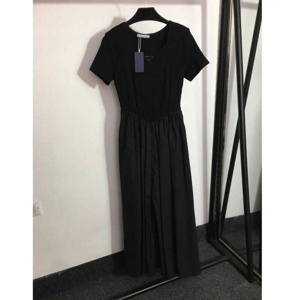 23ss womens designer clothing summer dresses women dress up and down spell receive waist short sleeved dress long skirt womens clothing a1, Black;gray
23ss womens designer clothing summer dresses women dress up and down spell receive waist short sleeved dress long skirt womens clothing a1, Black;gray