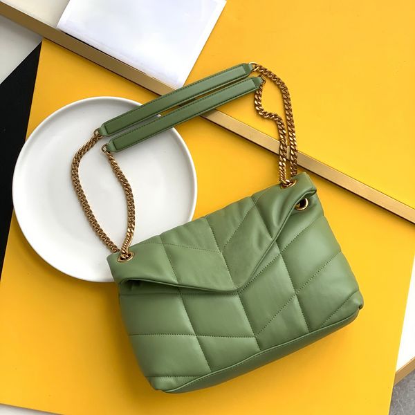 luxury designer shoulder bag soft leather women's messenger bag fashion colorful bag chain handbag winter shopping bag simple perfect b
luxury designer shoulder bag soft leather women's messenger bag fashion colorful bag chain handbag winter shopping bag simple perfect b