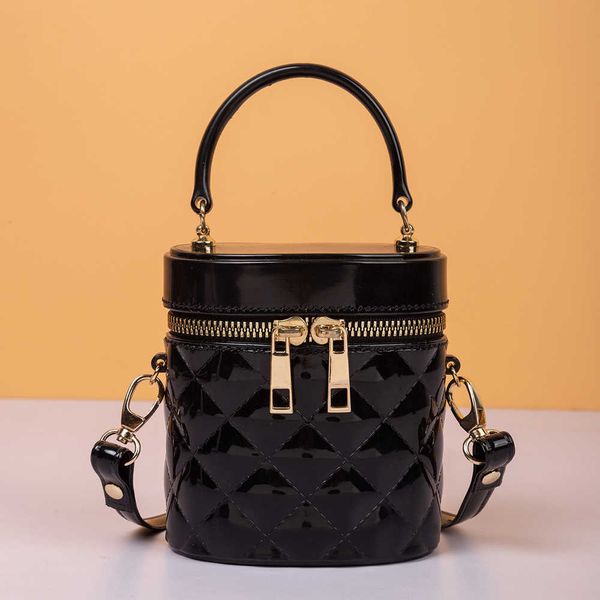 evening bags silver small shoulder bag women fashion barrel shaped mini crossbody makeup bag pvc messenger handbag zipper tote bags for wome
evening bags silver small shoulder bag women fashion barrel shaped mini crossbody makeup bag pvc messenger handbag zipper tote bags for wome