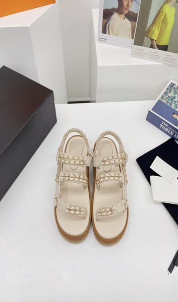 2021 luxury designer women sandals a1 summer leisure sofe leather chain thicksoled heightenhancing casual shoes allmatch fashio7682796, Black
2021 luxury designer women sandals a1 summer leisure sofe leather chain thicksoled heightenhancing casual shoes allmatch fashio7682796, Black