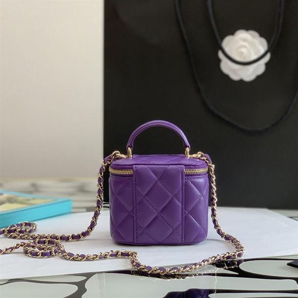 10a mirror quality sheepskin luxury designer mini vanity case women cosmetic bags chain handbag with box c106183q
10a mirror quality sheepskin luxury designer mini vanity case women cosmetic bags chain handbag with box c106183q