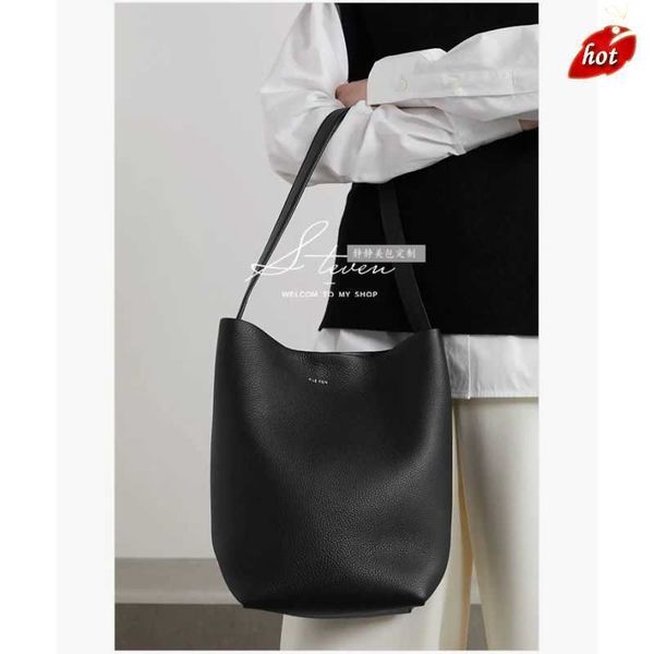 the row luxury designer bags for womens handbags crossbody purses large capacity totes 7a multicolour fashion lnclined shoulder black walle
the row luxury designer bags for womens handbags crossbody purses large capacity totes 7a multicolour fashion lnclined shoulder black walle