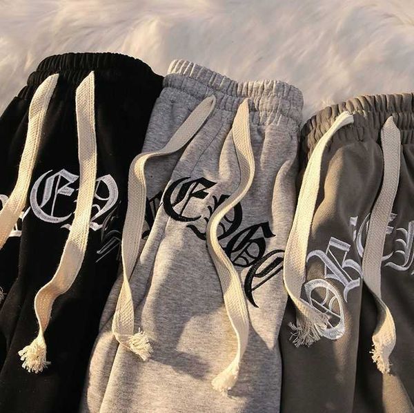 men's shorts vintage basketball oversize shorts men treetwear letter embroidery elastic waist loose shorts 2022 sport casual shorts j23, White;black
men's shorts vintage basketball oversize shorts men treetwear letter embroidery elastic waist loose shorts 2022 sport casual shorts j23, White;black