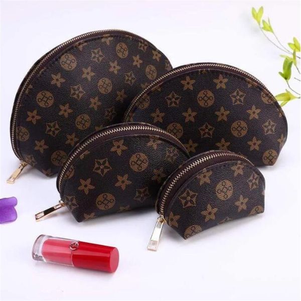 fashion women designer cosmetic bags organizer famous makeup bag travel pouch make up ladies cluch purses organizador toiletry 4pc320k
fashion women designer cosmetic bags organizer famous makeup bag travel pouch make up ladies cluch purses organizador toiletry 4pc320k