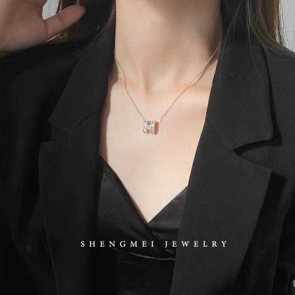 designerh letter zircon pendant necklace women's korean fashion trend versatile collar chain small design neckchain accessories, Black
designerh letter zircon pendant necklace women's korean fashion trend versatile collar chain small design neckchain accessories, Black