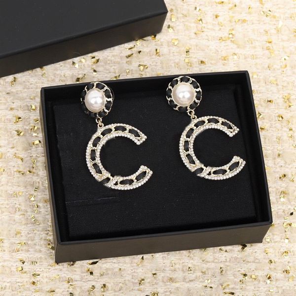 2022 charm drop earring with diamond and black genuine leathe for women wedding jewelry gift have box stamp ps7817279z, Golden
2022 charm drop earring with diamond and black genuine leathe for women wedding jewelry gift have box stamp ps7817279z, Golden