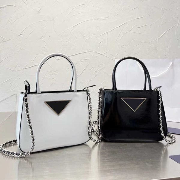 designers cross body handbag triangle tote bag women leather designer bag silver chain luxurys handbag wallet quality crossbody women classi
designers cross body handbag triangle tote bag women leather designer bag silver chain luxurys handbag wallet quality crossbody women classi