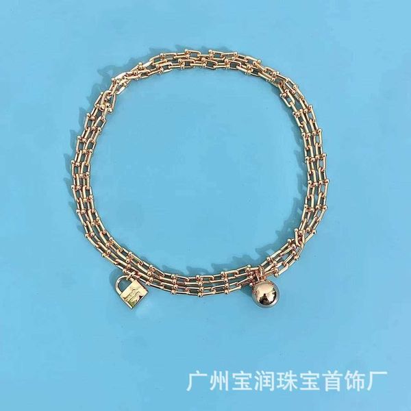 tiffy hardwear series u-shaped horseshoe buckle necklace fashion trend s925 sterling silver, Black
tiffy hardwear series u-shaped horseshoe buckle necklace fashion trend s925 sterling silver, Black
