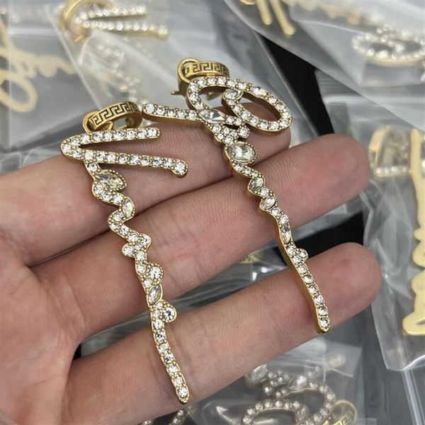 v initial diamond crystal earrings dangle & chandelier banshee medusas head portrait women greece meander pattern earhook earring 252t, Silver
v initial diamond crystal earrings dangle & chandelier banshee medusas head portrait women greece meander pattern earhook earring 252t, Silver