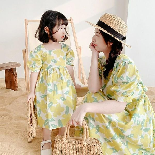 family matching outfits mother and daughter floral dresses summer short sleeve flower dress women girls family matching outfits family cloth, Blue
family matching outfits mother and daughter floral dresses summer short sleeve flower dress women girls family matching outfits family cloth, Blue