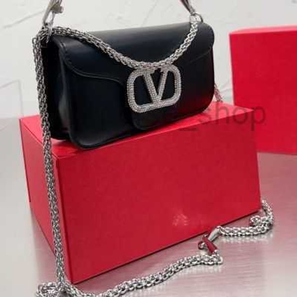 new designer evening bag classy valentinoes square shoulder crossbody strap appearance small diamond double fashion item versatile underarm
new designer evening bag classy valentinoes square shoulder crossbody strap appearance small diamond double fashion item versatile underarm