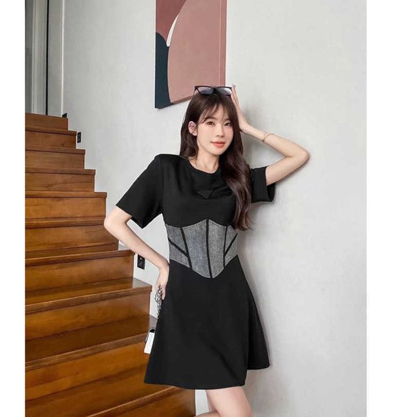 23ss womens designer clothing summer dresses women dress round neck pure cotton new splicing high-waisted a-line half skirt womens clothing, Black;gray
23ss womens designer clothing summer dresses women dress round neck pure cotton new splicing high-waisted a-line half skirt womens clothing, Black;gray