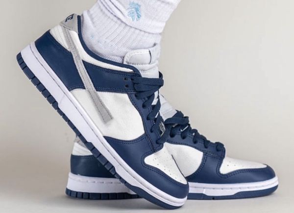 brand name skate shoes men women all season duks low summit white midnight navy lifestyles outdoor-indoor athletics sports sneakers
brand name skate shoes men women all season duks low summit white midnight navy lifestyles outdoor-indoor athletics sports sneakers