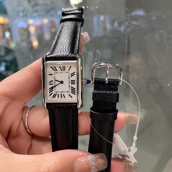 brand women's watch, 28*38 square case, leather strap, quartz movement, automatic date fashion brand designer clock wholesale, Slivery;golden
brand women's watch, 28*38 square case, leather strap, quartz movement, automatic date fashion brand designer clock wholesale, Slivery;golden