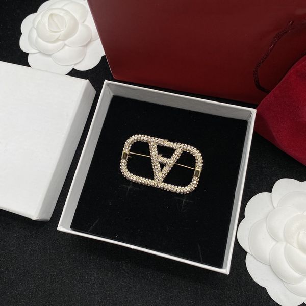 designer earrings women's love earrings brand letter p gold 925 silver diamond ring women's jewelry earrings, Golden;silver
designer earrings women's love earrings brand letter p gold 925 silver diamond ring women's jewelry earrings, Golden;silver
