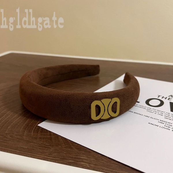 leathers hair band flocking headband plated gold women luxe simple big fashion letter vanguard makeup spa tiktok femme designer headband chu, Silver
leathers hair band flocking headband plated gold women luxe simple big fashion letter vanguard makeup spa tiktok femme designer headband chu, Silver
