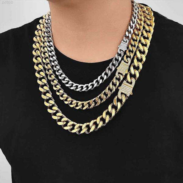 nuoya hip hop cuban curb link cnc inlaid zircon iced clasp 18k gold plated stainless steel cuban chain necklace, Silver
nuoya hip hop cuban curb link cnc inlaid zircon iced clasp 18k gold plated stainless steel cuban chain necklace, Silver