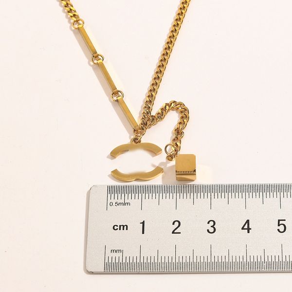 luxury design necklace 18k gold plated stainless steel necklaces choker chain square letter pendant fashion womens wedding love gifts jewelr, Silver
luxury design necklace 18k gold plated stainless steel necklaces choker chain square letter pendant fashion womens wedding love gifts jewelr, Silver