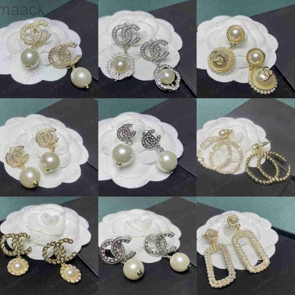 18k gold plated 925 silver luxury brand designers letters geometric famous women round crystal rhinestone pearl earring wedding jewerlry, Golden;silver
18k gold plated 925 silver luxury brand designers letters geometric famous women round crystal rhinestone pearl earring wedding jewerlry, Golden;silver