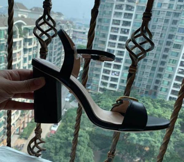 2021 classic high heeled sandals coarse heel leather designer suede woman shoes metal buckle for parties occupation size35417128157, Black
2021 classic high heeled sandals coarse heel leather designer suede woman shoes metal buckle for parties occupation size35417128157, Black
