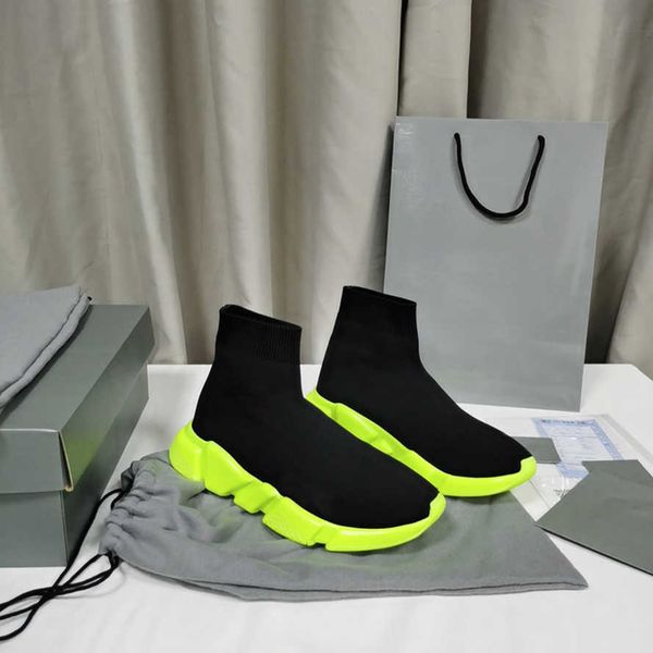 luxuy designer socks casual shoes platform men woman shiny knit speed 2.0 1.0 trainer balencigas runner sneaker sock shoe master embossed wo
luxuy designer socks casual shoes platform men woman shiny knit speed 2.0 1.0 trainer balencigas runner sneaker sock shoe master embossed wo