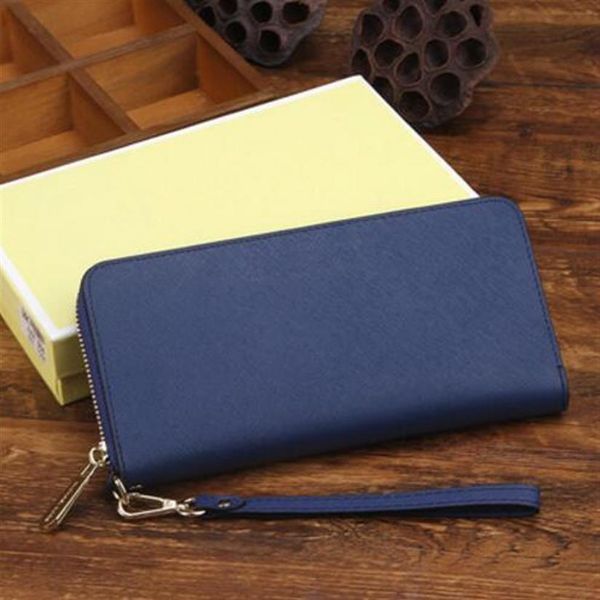 genuine leather wallet famous big designers clutch bag women handbag shoulder messenger bag coin purse200q, Red;black
genuine leather wallet famous big designers clutch bag women handbag shoulder messenger bag coin purse200q, Red;black